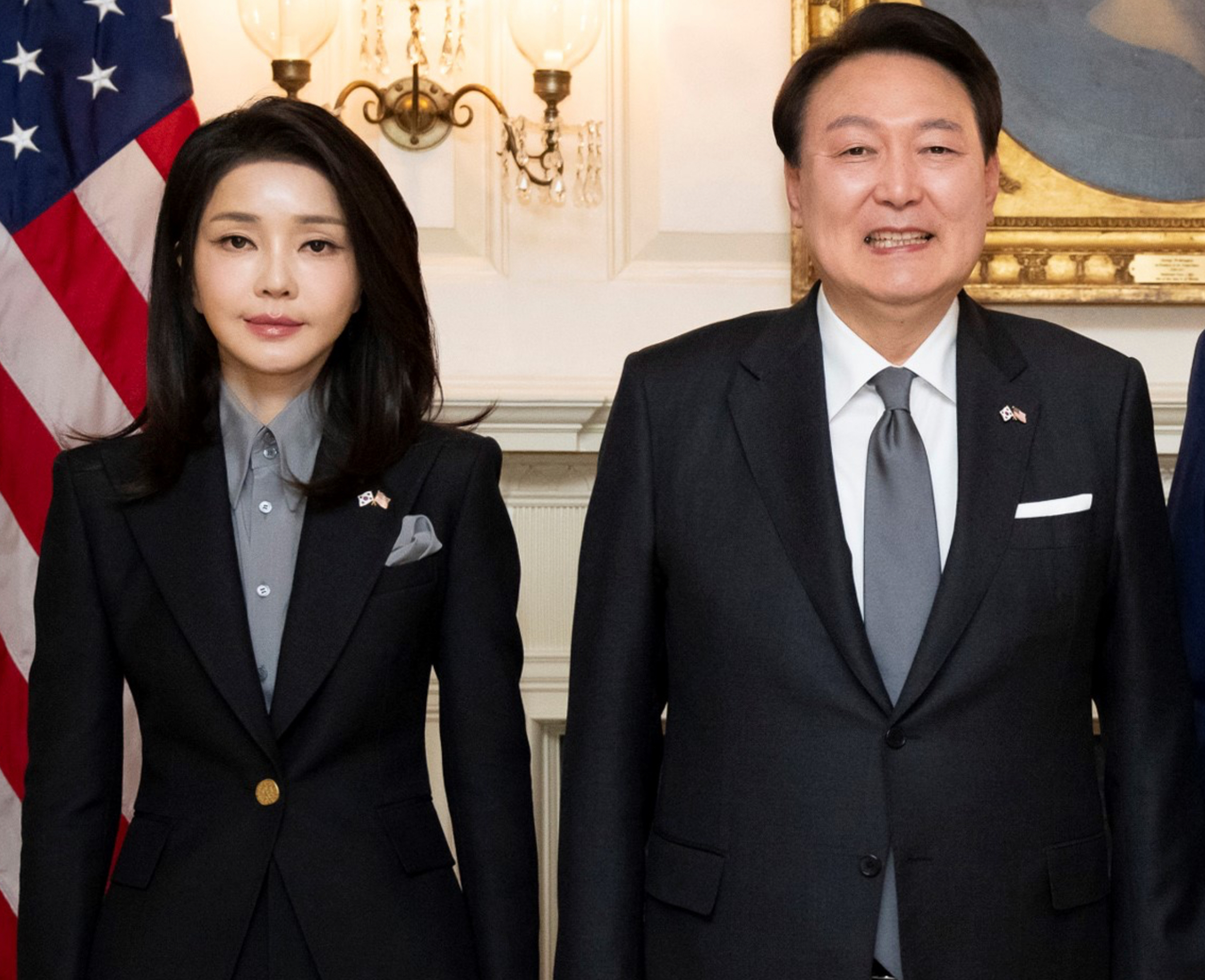 Disgraced President Yoon Suk Yeol and his wife Kim Keon Hee. Credits.