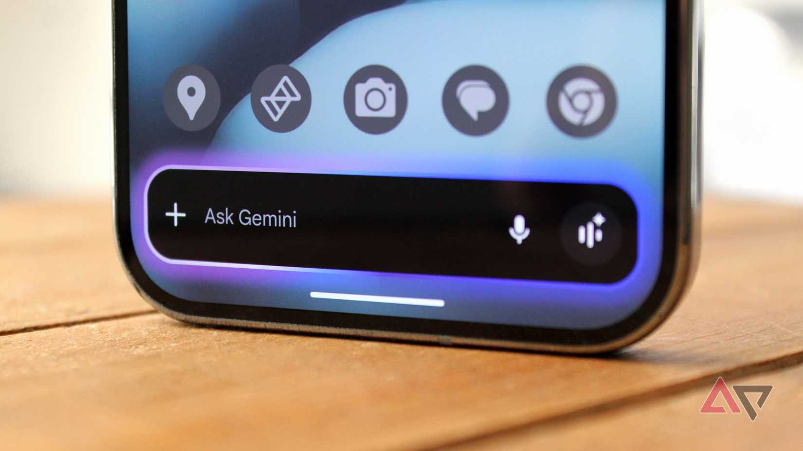 Image of the Google Gemini assistant overlay on an Android phone.